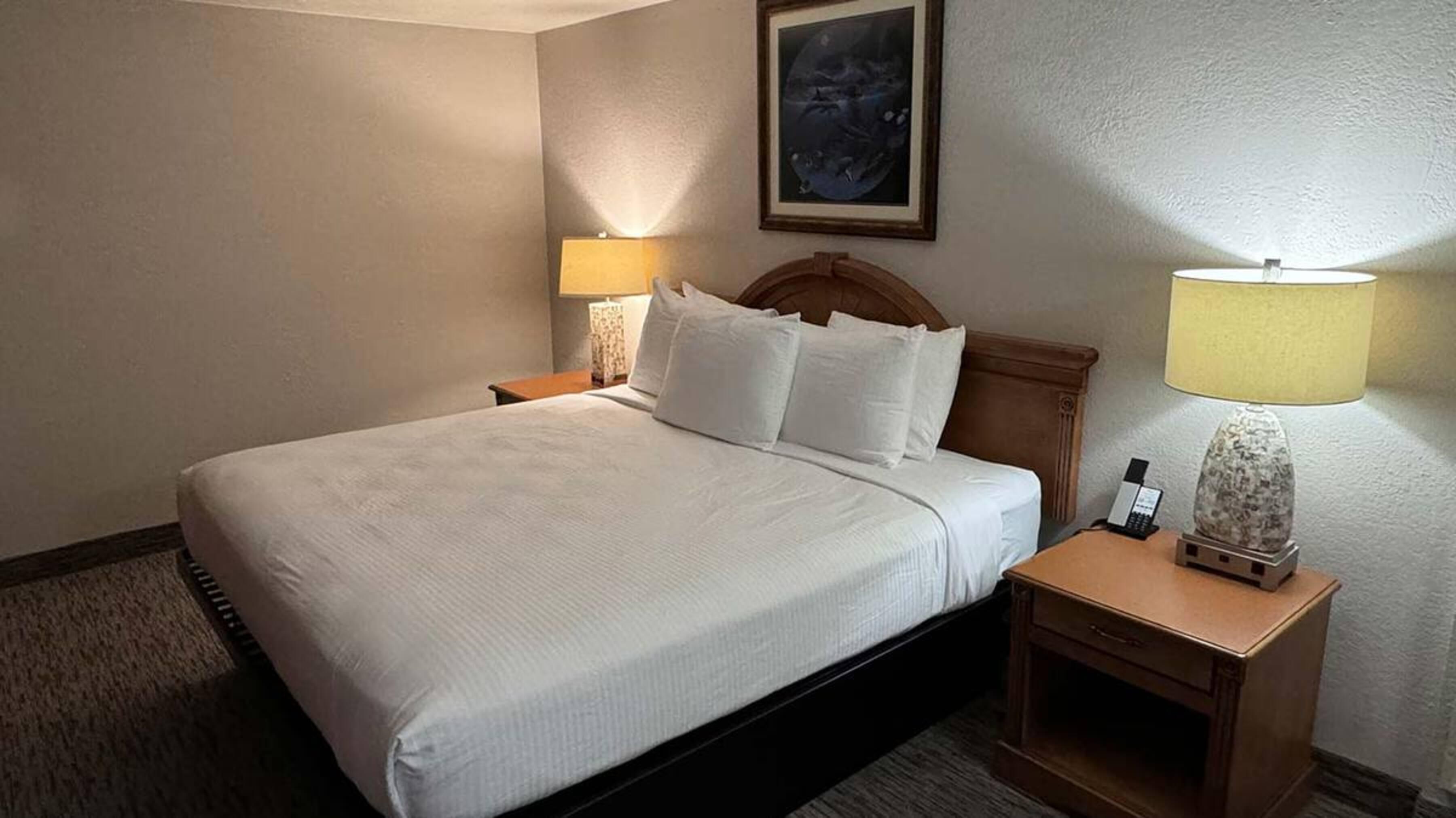 Promenade Inn & Suites Oceanfront سيسيدي، مونتيري، كاليفورنيا المظهر الخارجي الصورة